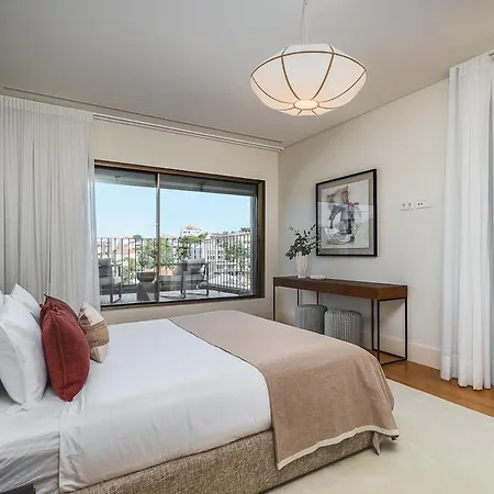 The Lusitania -cascais - Rooftop Pool קסקאיס