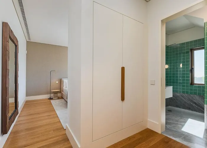 The Lusitania -cascais - Rooftop Pool * Cascais